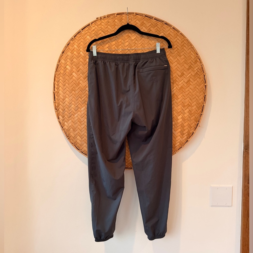 WOMEN’S VUORI DARK GREY DRAWSTRING JOGGER PANT CASUAL HIKING ATHLEISURE SMALL - Picture 8 of 13